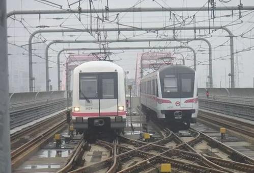 初中生可以學(xué)城市軌道交通運(yùn)營管理專業(yè)嗎？