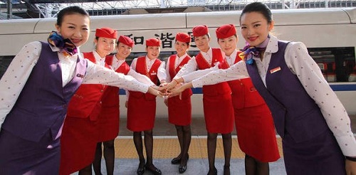 讀高鐵乘務(wù)專業(yè)年齡大后會不會被辭退？