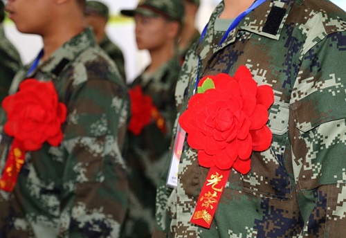 石家莊東華鐵路學(xué)校學(xué)生去當(dāng)兵保留學(xué)籍嗎？