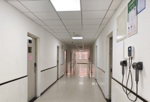 石家莊東華鐵路學(xué)校宿舍能洗澡嗎？