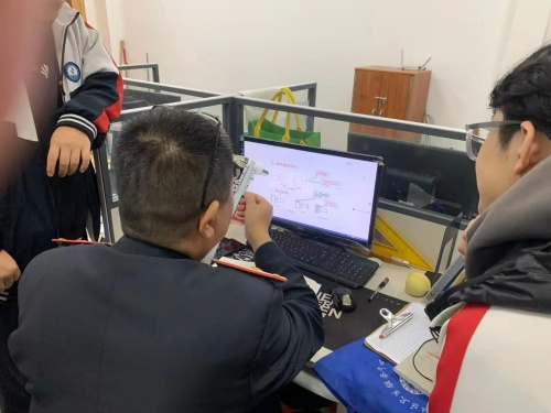 石家莊東華鐵路學校有計算機專業(yè)嗎？